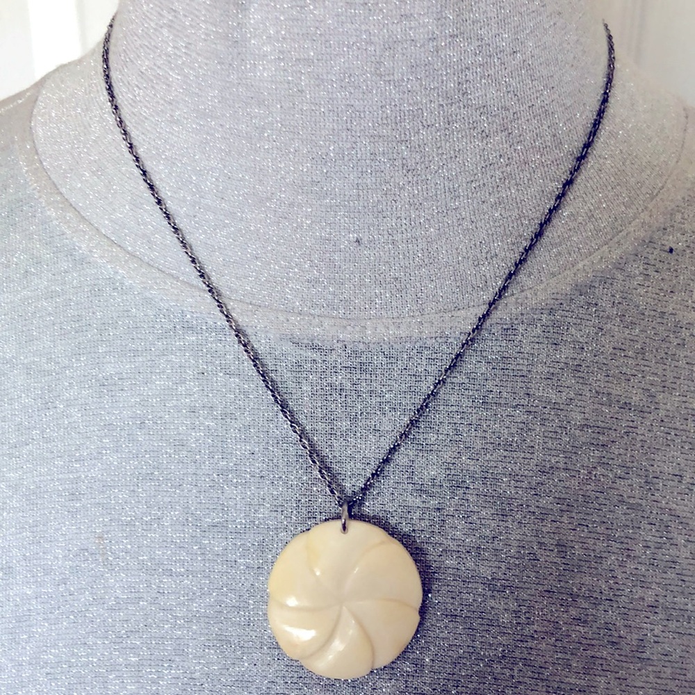 Carved ivory bone flower necklace 925 silver Avery sterling marked 20” antique